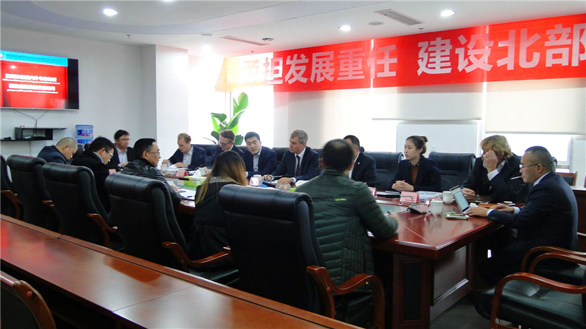 成都天翔環(huán)境與德國歐綠?？腿藖砑瘓F洽談