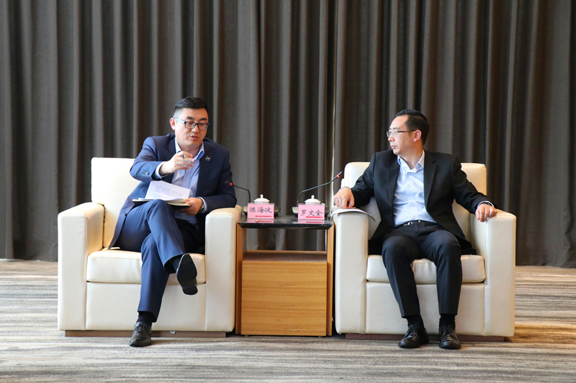 厲害了！人工智能獨角獸深蘭科技與德陽建投簽約啦！羅市長現(xiàn)場見證哦！
